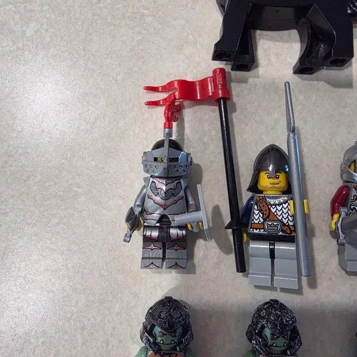 [BUNJANG] LEGO Old Castle Orc Soldier Bundle Set / 레고 올드캐슬병/오크병사 일괄 판매