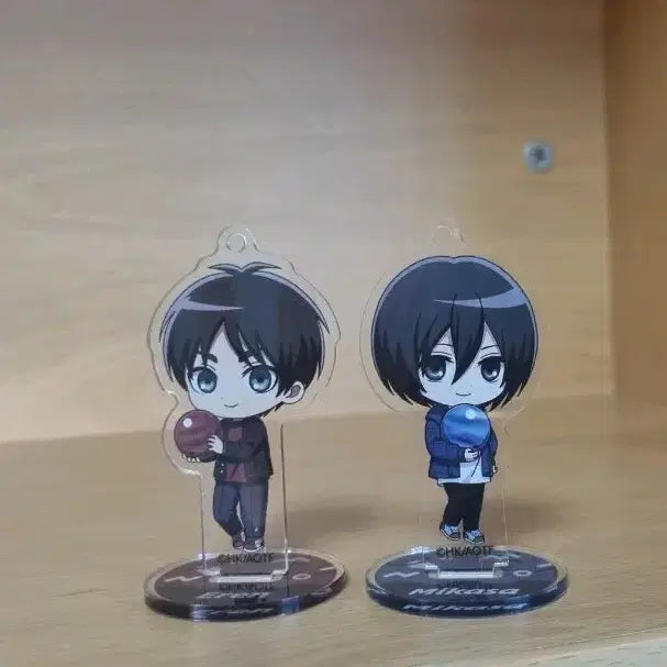 [BUNJANG] Attack on Titan Eren Mikasa Acrylic Stand Bundle Set / 급처) 진격의거인 레트로 시리즈 미니 아크릴 스탠드 키체인 에렌 미카사