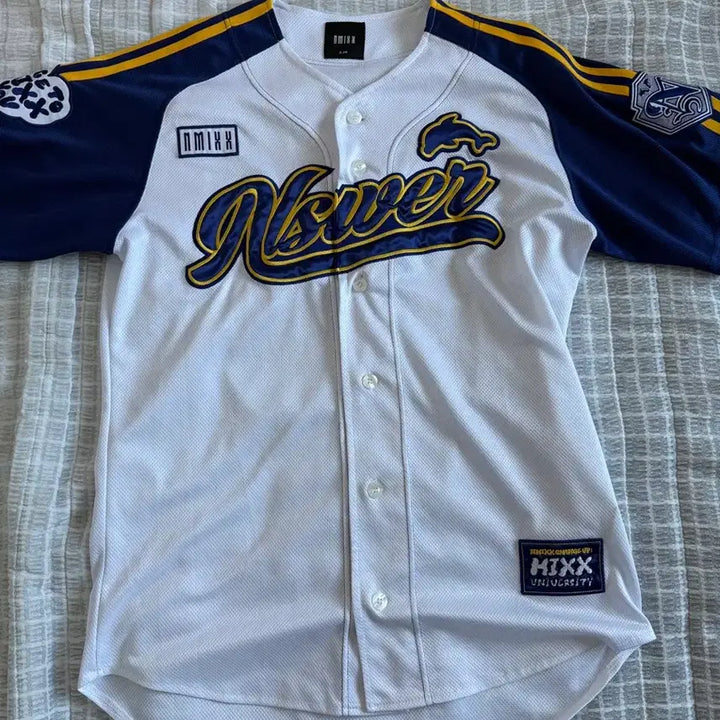 [BUNJANG] NMIXX Lily Baseball Uniform / 엔믹스 릴리 야구 유니폼