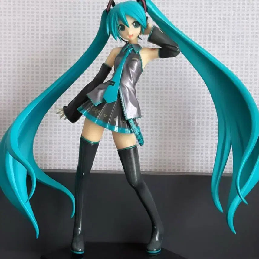 [BUNJANG] Classic Hatsune Miku Figure 1/8 Scale / 1/8 고전 미쿠 피규어