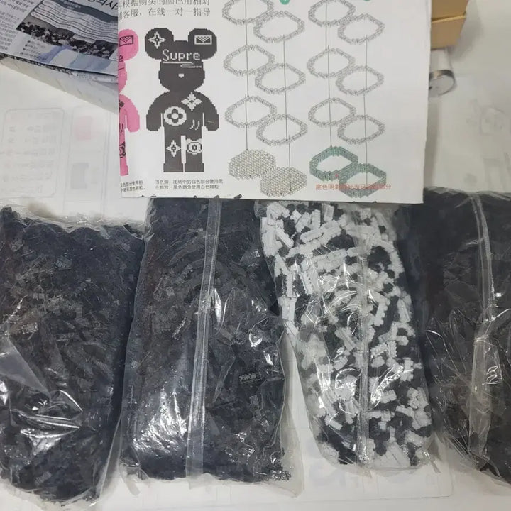 [BUNJANG] Mini Building Blocks Bearbrick 50-60cm Black New / 미니블럭 베어브릭 50-60cm 블랙컬러 새상품