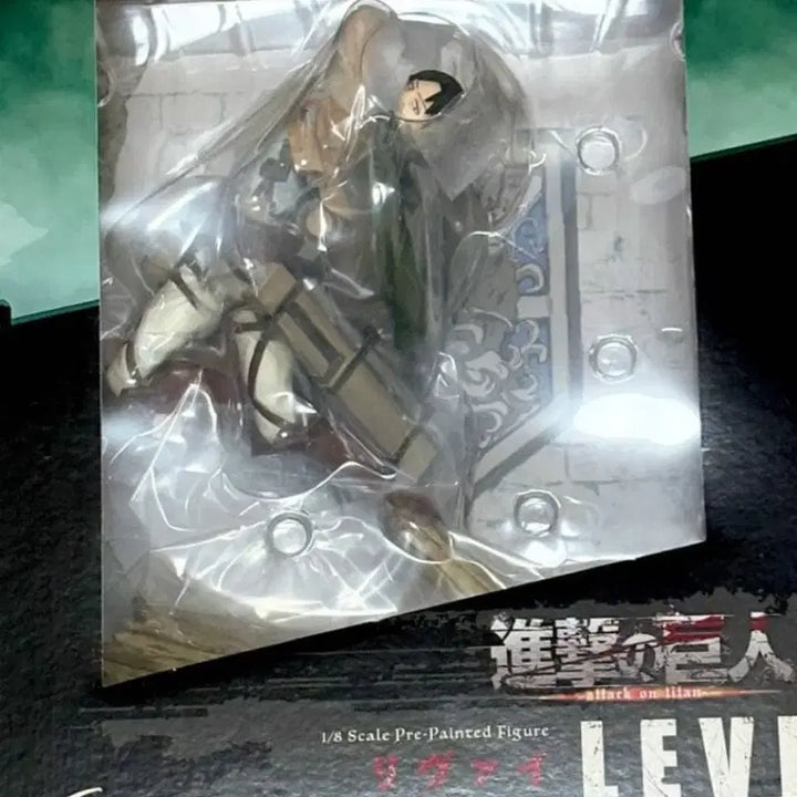 [BUNJANG] Attack on Titan Levi Kotobukiya 1/8 Scale Renewal Version (Sealed) / [미개봉] 진격의 거인 리바이 코토부키야 1/8 스케일 리뉴얼 버전
