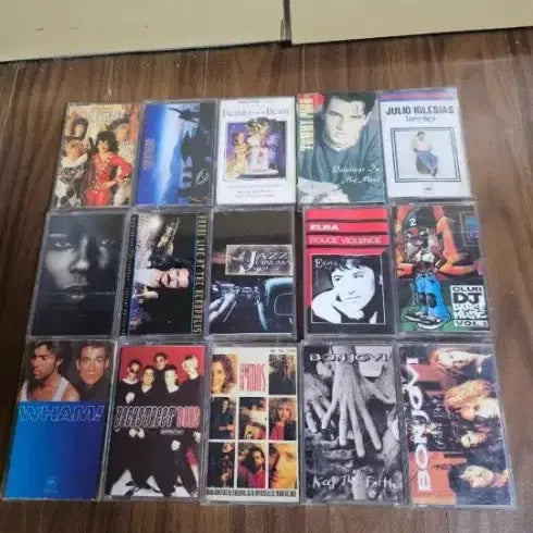 [BUNJANG] Vintage Pop Song Cassette Tape Bundle (46 Tapes) / 추억의 팝송 카세트테이프 등 일괄