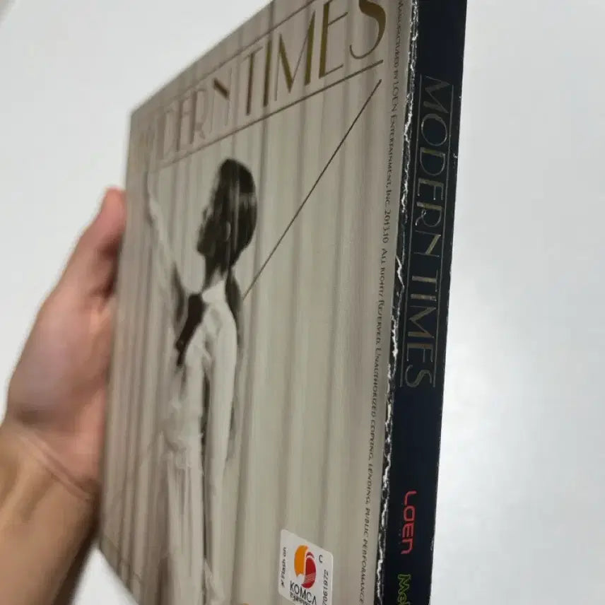 [BUNJANG] IU Modern Times Album / 아이유 MODERN TIMES 앨범