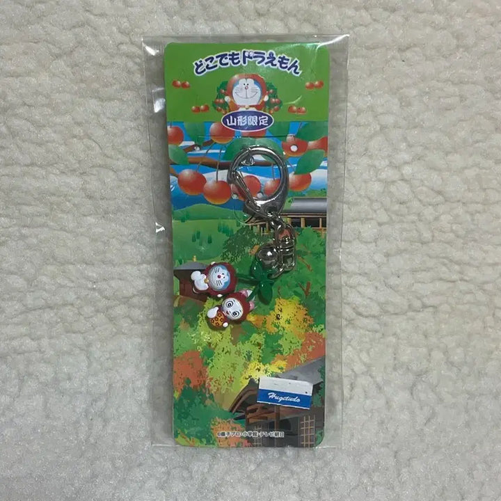 [BUNJANG] Doraemon Yamagata Limited Cherry Sakura Region Strap Keychain / 어디라도 도라에몽 야마가타 한정 체리 사쿠란보 지역 스트랩 키링 고전