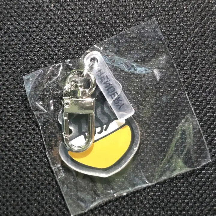[BUNJANG] NCT 10th Anniversary Neo Dimension Gacha Keyring Hendery / 엔시티 10주년 네오 디멘션 가챠 키링 헨드리