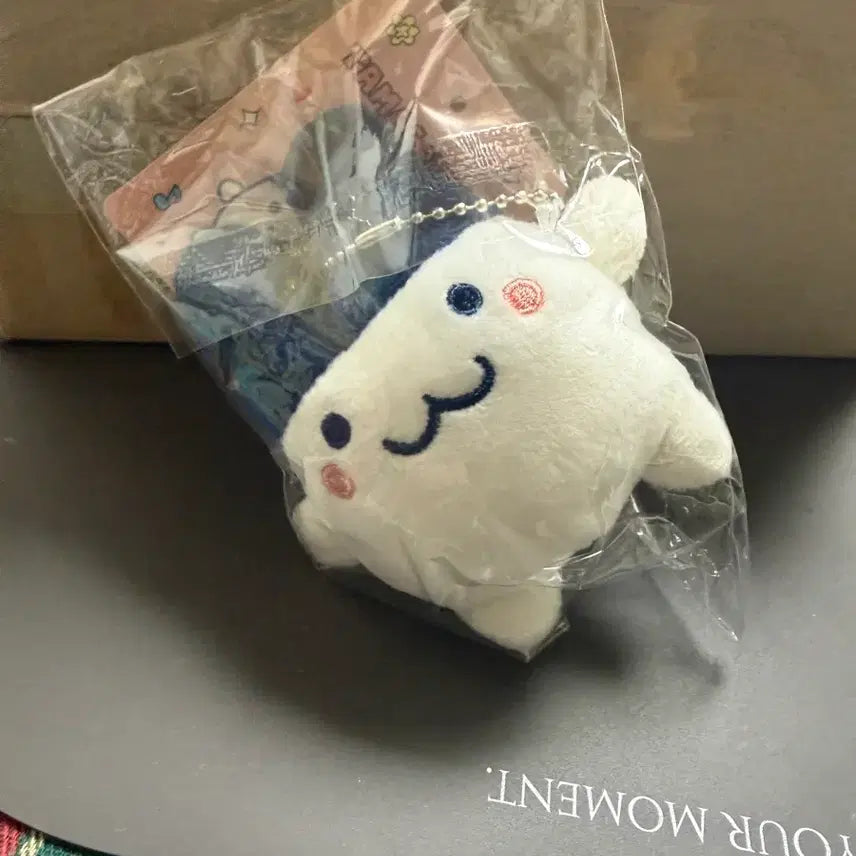 [BUNJANG] Tamagotchi Mimitchi Keychain Plush / 다마고치 미미치 키링인형