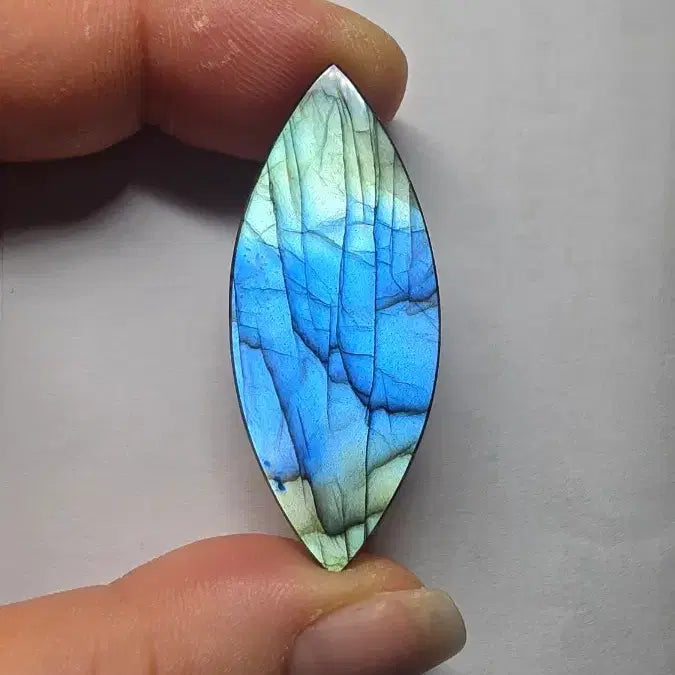 [BUNJANG] Marquise Cut Labradorite Raw Stone / 마퀴즈 컷 원석 라브라도라이트