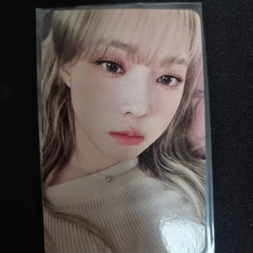 [BUNJANG] aespa Winter Photocard + Keyring Bundle Set / 에스파 윈터 포토카드+키링굿즈 일괄판매