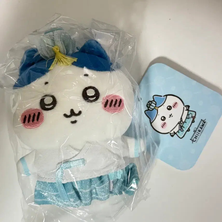 [BUNJANG] Hanbok Hachiware Mascot Korean Limited Edition / 미개봉) 한복 하치와레 마스코트 용산 치이카와 마켓 한국 한정