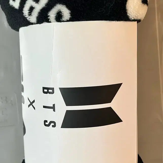 [BUNJANG] BTS Speak Yourself FILA Blanket / Bts 스픽콘 FILA 담요 미사용 새제품