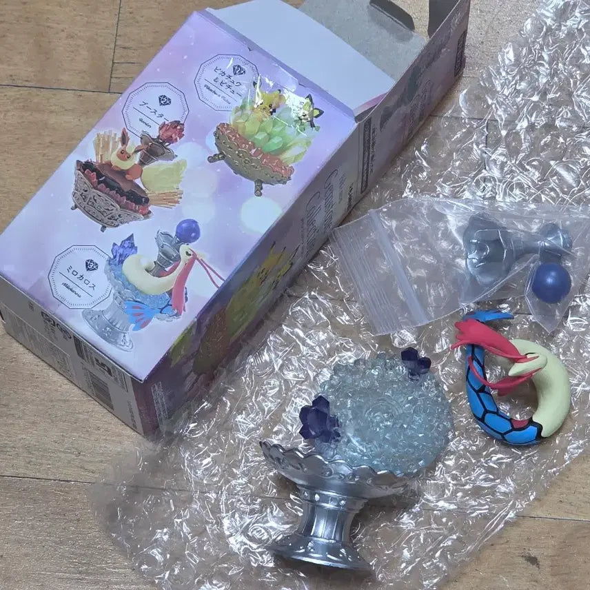 [BUNJANG] Pokemon Milotic Gemstone Collection Figure / 포켓몬스터 젬스톤 컬렉션 리멘트 밀로틱 피규어