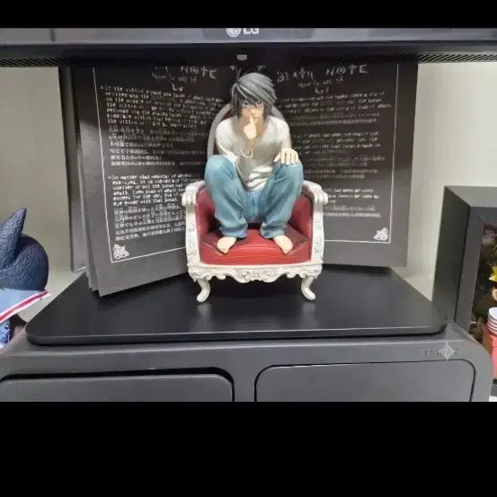 [BUNJANG] Death Note L Last One Ver. Figure / 데스노트 L 피규어 라스트원 ver.