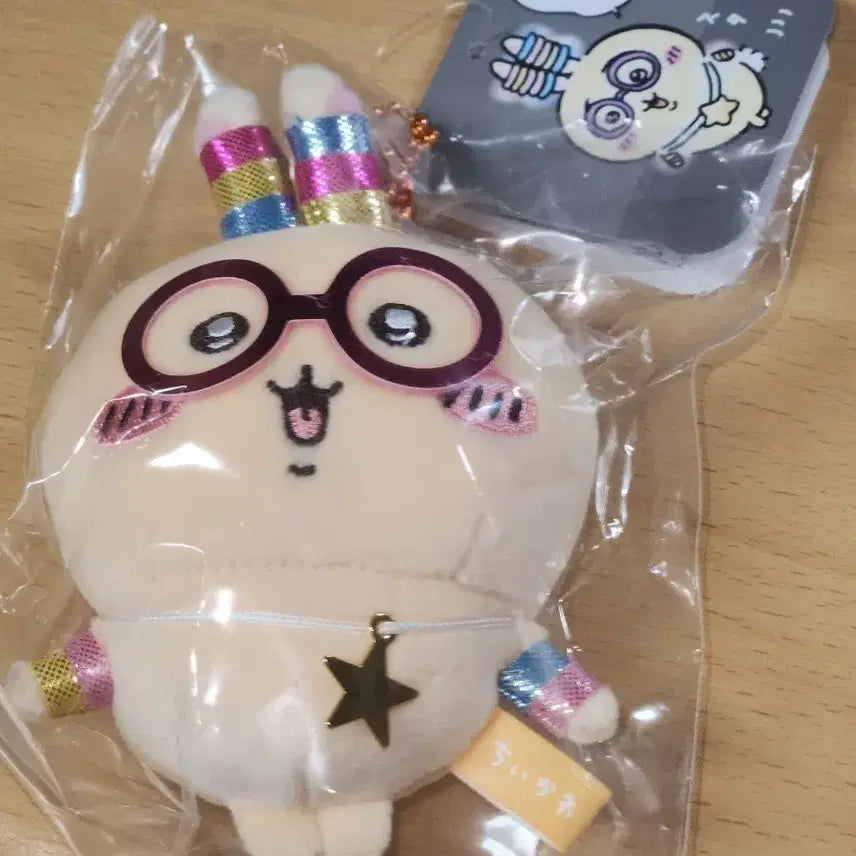 [BUNJANG] Chiikawa Usagi Glow-in-the-Dark Bracelet Mascot / 먼작귀 치이카와 우사기 야광팔찌 마스코트