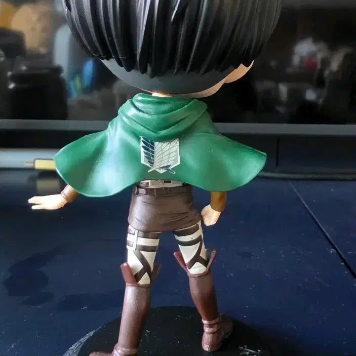 [BUNJANG] Attack on Titan Levi Action Figure / 진격의 거인 리바이 피규어