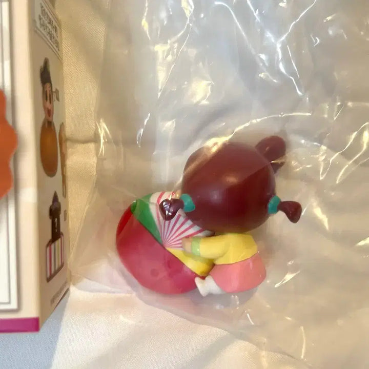 [BUNJANG] Crayon Shin-chan Yurin Hanbok Figure / 짱구는 못말려 유리 한복 피규어
