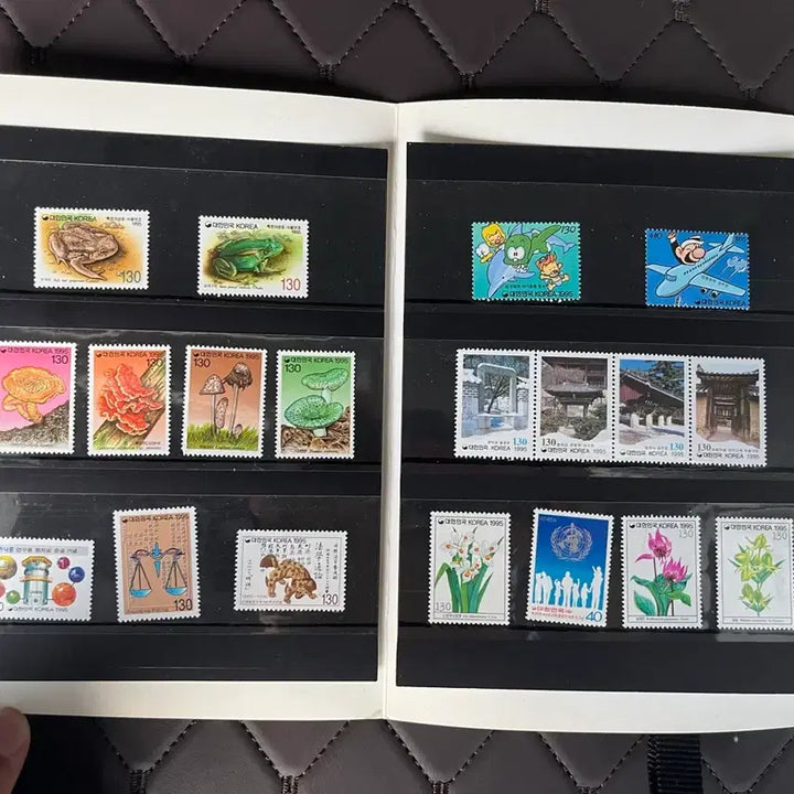 [BUNJANG] 1995 Korean Stamp Booklet / 한국의 우표첩 1995년