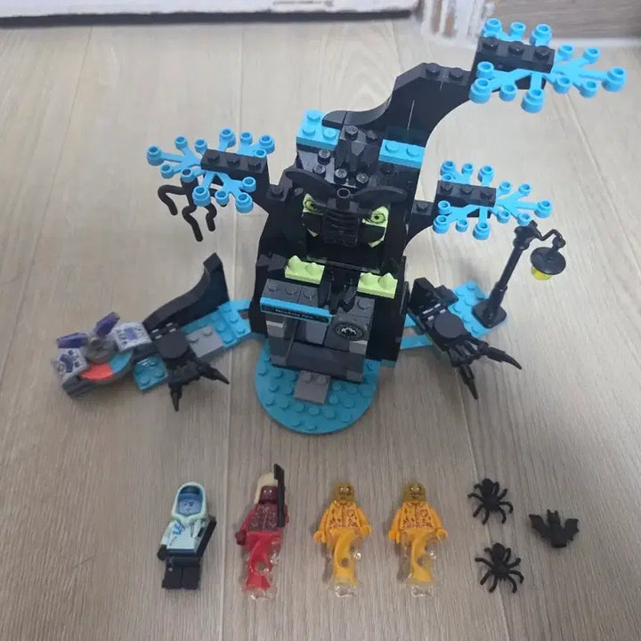 [BUNJANG] LEGO 70427 Welcome to the Hidden Side Playset / 레고 70427 히든사이드의 온걸 환영해 팝니다
