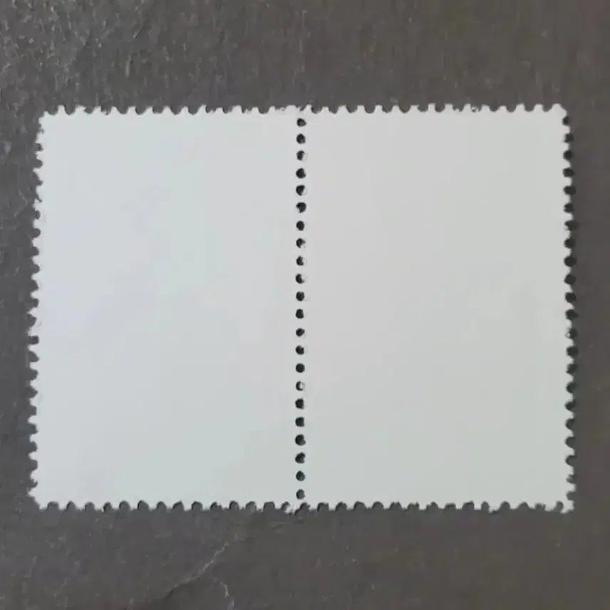 [BUNJANG] Audrey Hepburn Commemorative Stamp Set (1995 World Film Centennial) / 1995년 세계영화100주년오드리햅번 기념 우표  2장Audrey Hepburn