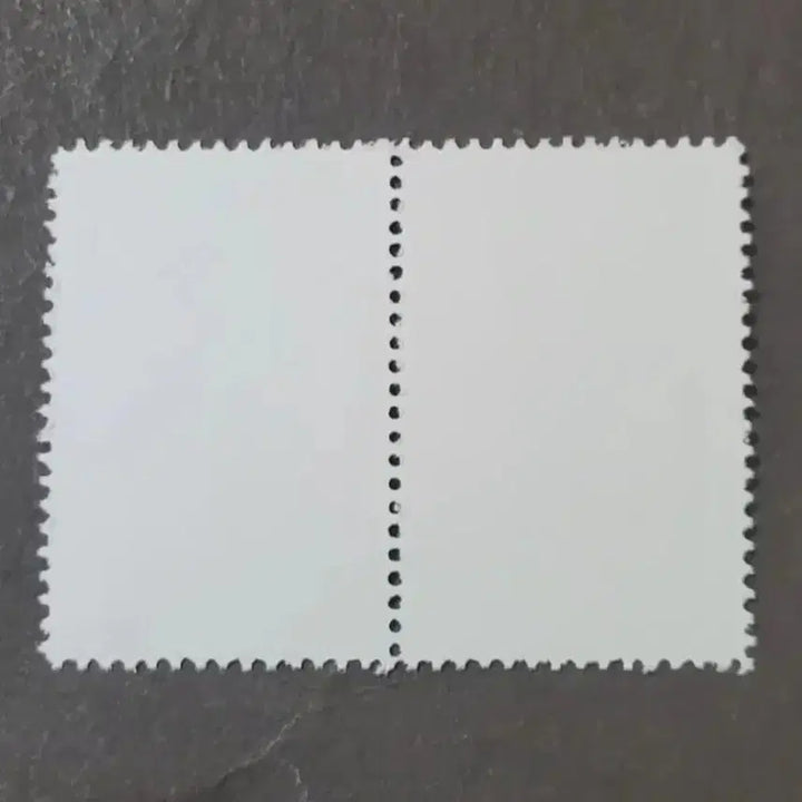 [BUNJANG] Audrey Hepburn Commemorative Stamp Set (1995 World Film Centennial) / 1995년 세계영화100주년오드리햅번 기념 우표  2장Audrey Hepburn