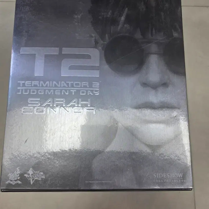 [BUNJANG] Hot Toys Terminator 2: Judgment Day Sarah Connor Figure / 핫토이 터미네이터2 심판의 날 사라 코너 피규어