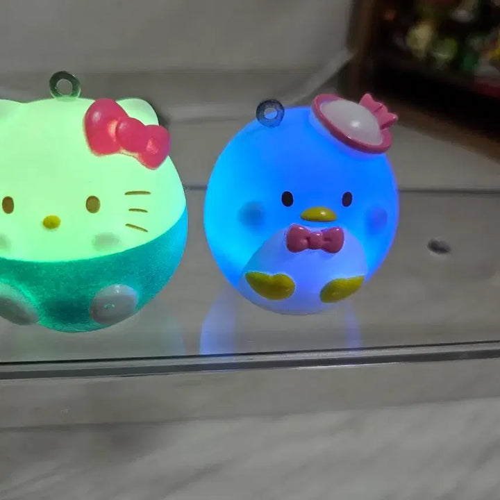 [BUNJANG] Kitty Penguin LED Figure / 키티 펭귄 led 피규어