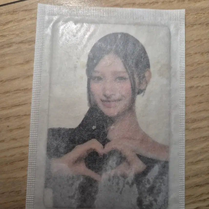 [BUNJANG] RE:SINE Bread Minami Photocard Sealed / 리센느 빵 미나미 포토카드 미개봉