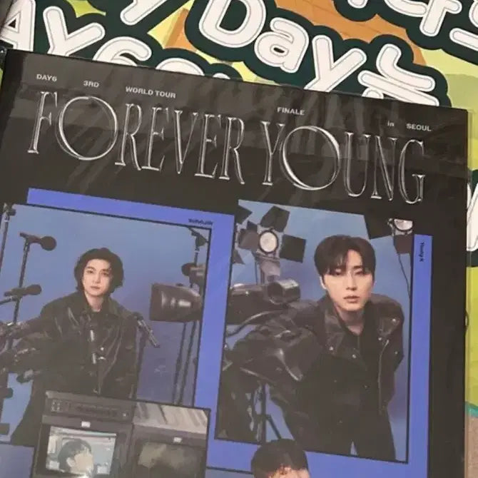 [BUNJANG] Day6 Poster Book &amp; Paper Slogan Bundle Set / 데이식스 포스터북,지류 슬로건 일괄 양도