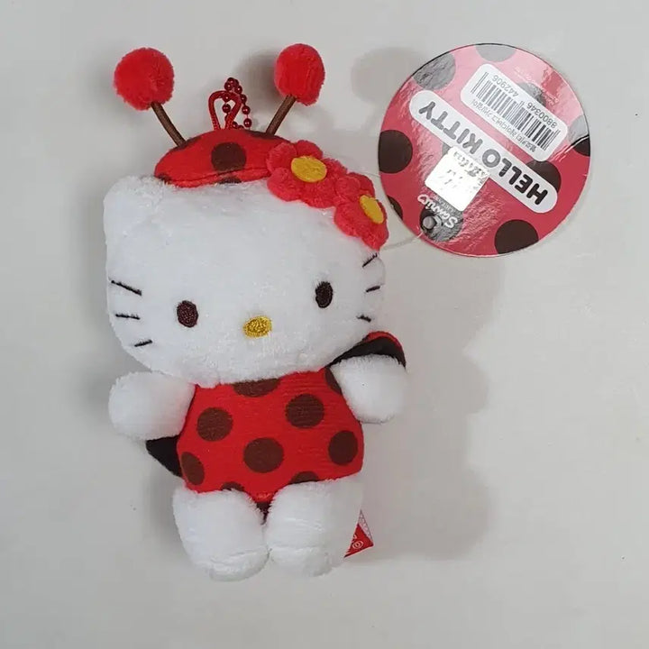 [BUNJANG] Hello Kitty Ladybug Plush Keychain New / 헬로키티 레이디버그 인형 키링 새상품