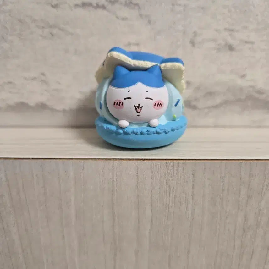[BUNJANG] Chiikawa Hachirare Macaron Figure / 치이카와 하치와레 마카롱 피규어