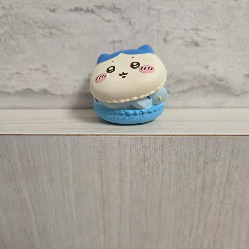 [BUNJANG] Chiikawa Hachirare Macaron Figure / 치이카와 하치와레 마카롱 피규어