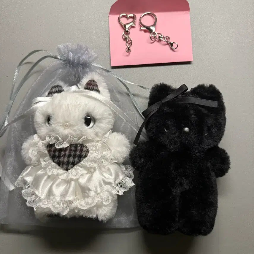 [BUNJANG] Yukiya Yuina Handmade Cat Dolls Bundle Set / 급처ㅠㅠ>유키야 yukiya 유이나 핸드메이드 인형 2개 일괄 양도