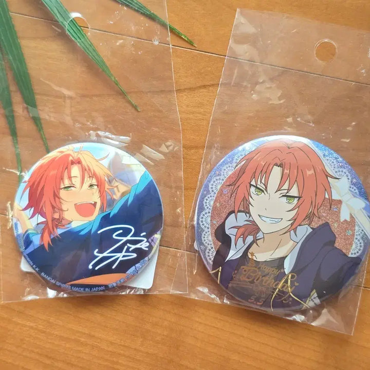 [BUNJANG] Ensemble Stars Tsukimasa Leo Can Badge Set (2 Types) / 앙스타 츠키나가 레오의 캔뱃지 2종 일괄판매 - Used