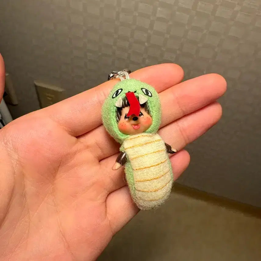 [BUNJANG] Snake Monchhichi Mini Keyring / 뱀 몬치치 미니키링