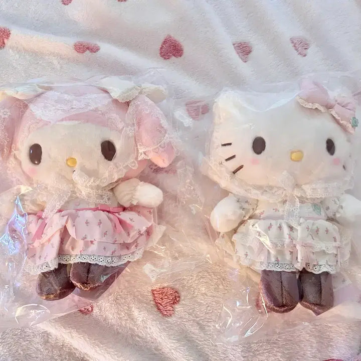 [BUNJANG] Sanrio Forest Lace My Melody Kitty Plush Bundle Set / 산리오 포레스트 레이스 마이멜로디 키티 누이 인형 일괄