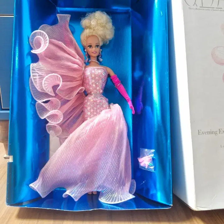 [BUNJANG] Barbie Classic Evening Extra Designer Collab Special Edition Doll / 바비클래시크 이브닝 엑스트라 톱디쟈이너콜라보 특별판 인형.소장가치 .1990년대