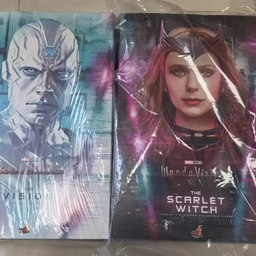 [BUNJANG] Hot Toys Vision White Scarlet Witch Set / 핫토이 화이트비전 ,스칼렛 위치 세트