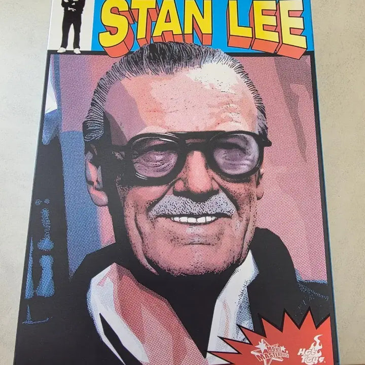 [BUNJANG] Hot Toys Stanley 1/6 Scale Figure / 핫토이 스탠리 1/6 스케일 피규어