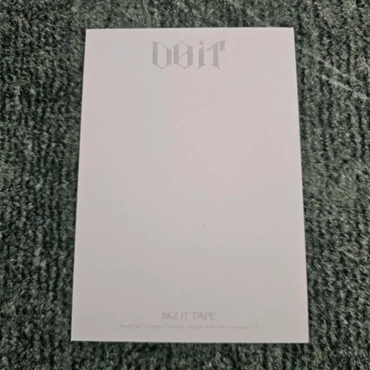 [BUNJANG] Stray Kids Lee Know Signed USA POB Postcard Dweooit / 스키즈 리노 싸인 미국 특전 포스트카드 두잇