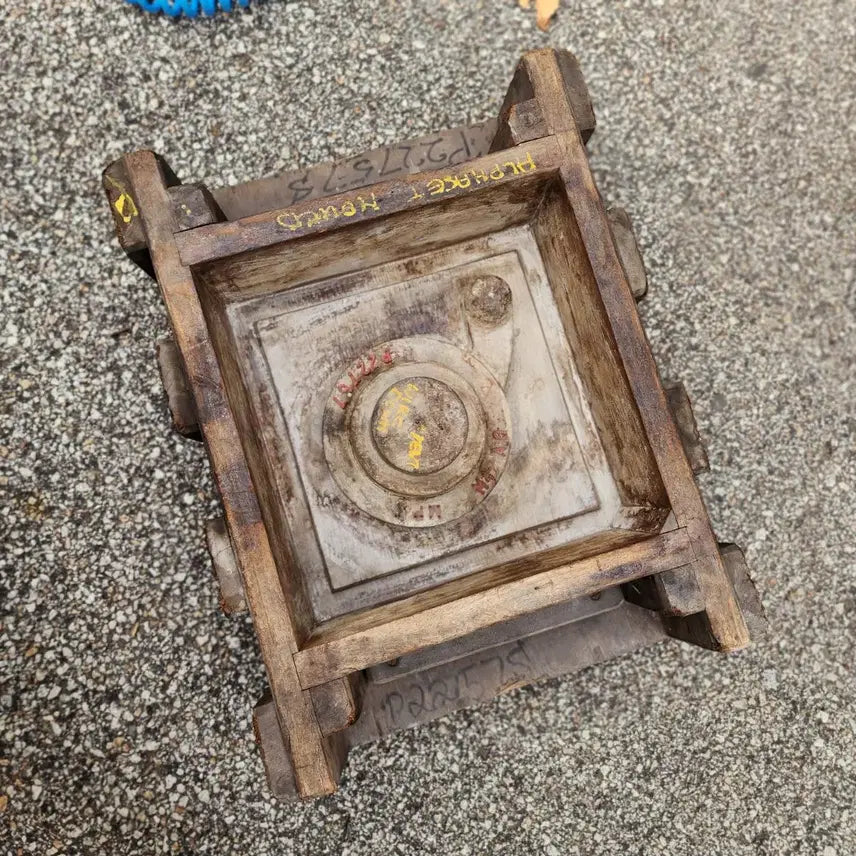 [BUNJANG] European Formwork (Mold) 59cm x 46.5cm x 17.5cm / 유럽에서온 틀(거푸집) 크기59cmX46.5cm 높이17.5cm