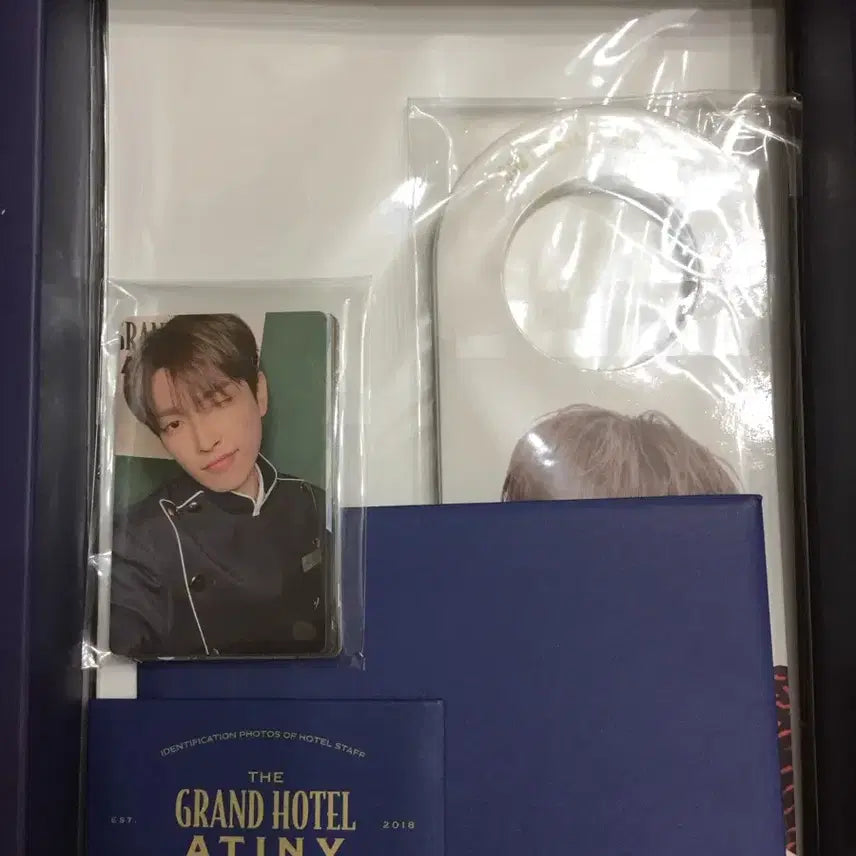 [BUNJANG] Ateez ATINY 6th Generation Fanclub Kit / 에이티즈 Ateez 에이티니 6기 키트
