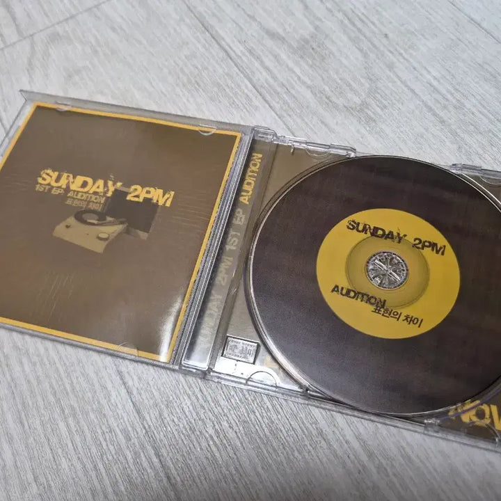 [BUNJANG] Sunday 2pm 1st EP / Sunday 2pm 1st EP