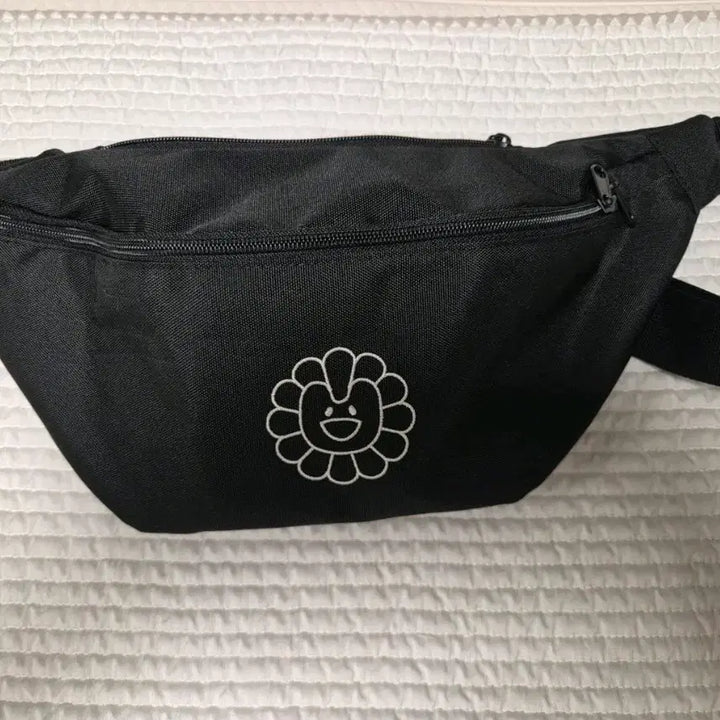 [BUNJANG] NewJeans Binky Bong Murakami Bag / 뉴진스 빙키봉(무라카미) 가방