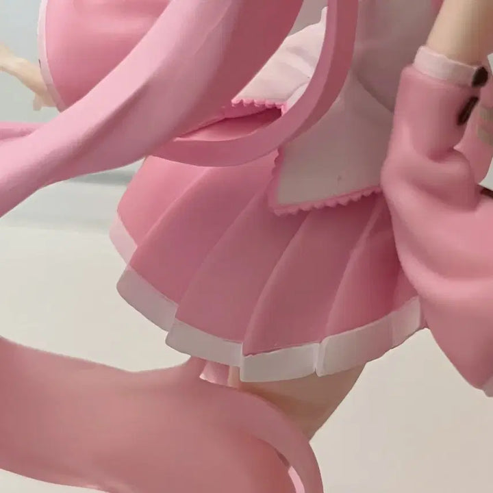 [BUNJANG] Sakura Miku Hatsune Miku Figure (No Box) / 벚꽃 사쿠라 미쿠 피규어 하츠네미쿠 (박스X)