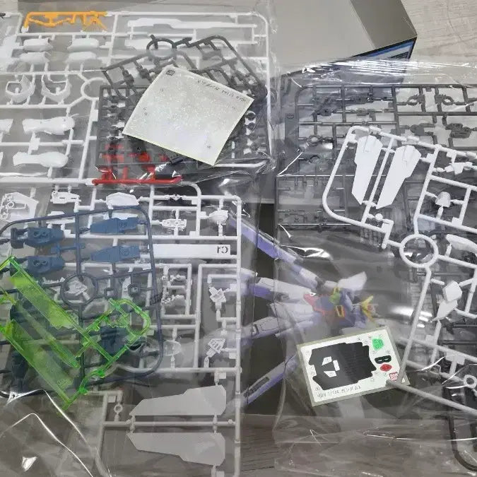 [BUNJANG] HG GX-9900 Gundam X Model Kit / HG GX-9900 건담X (엑스) 판매합니다.