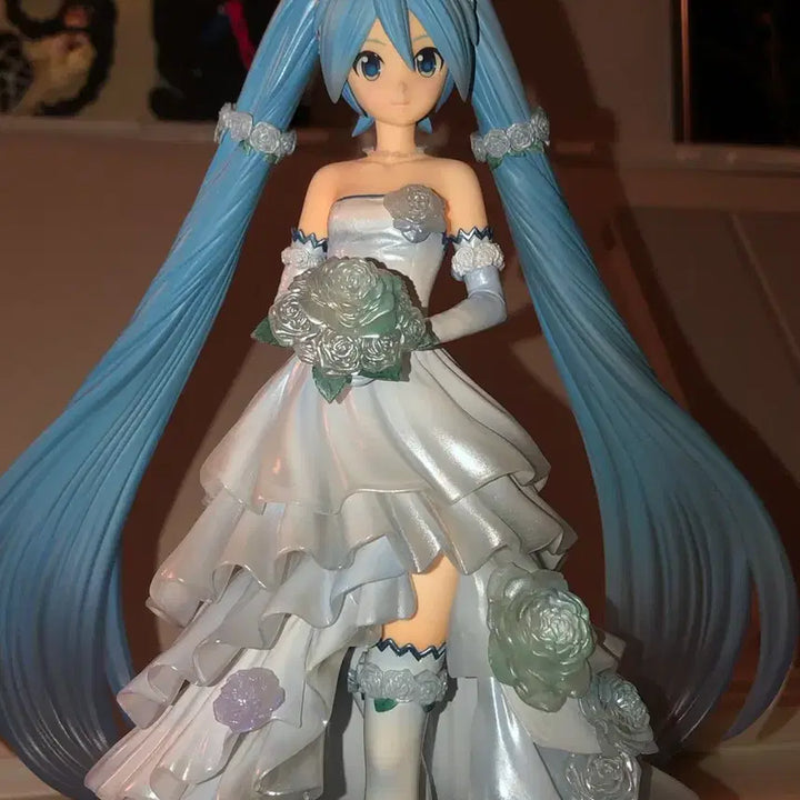 [BUNJANG] Hatsune Miku Wedding Dress Figure / 웨딩 미쿠 웨딩드레스 미쿠 신부 미쿠