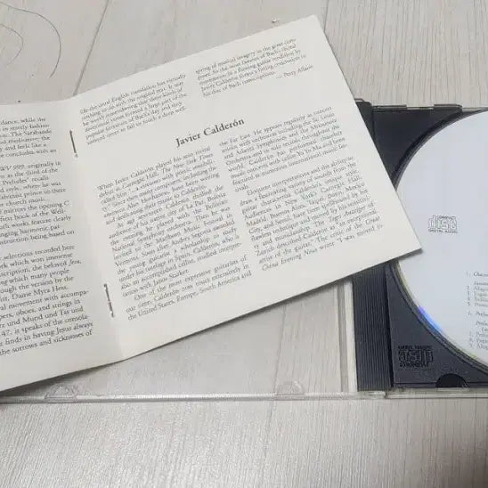 [BUNJANG] Javier Calderón Plays J.S. Bach CD / [CD] 하비에르 칼데론 기타연주곡 | 요한 세바스티안 바흐 음반 <Javier Calderon plays J.S. BACH>
