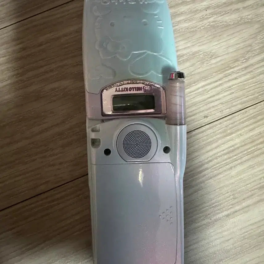 [BUNJANG] Hello Kitty "Kitty Phone" (Non-functional, Vintage) / 예약중)키티폰 작동x