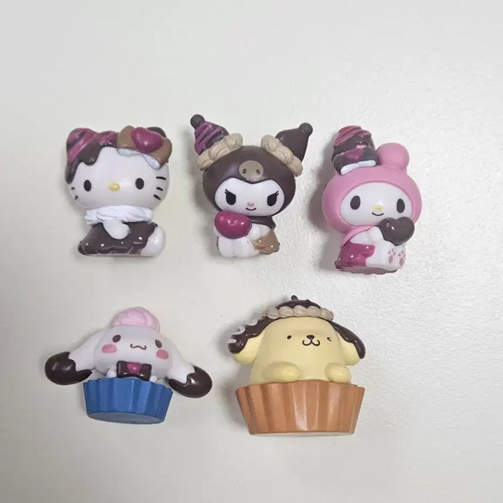[BUNJANG] Sanrio Chocolate Doll Gacha Set / 산리오 초콜릿돌 가챠 세트