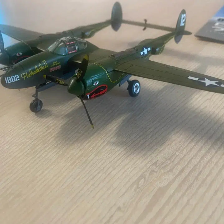 [BUNJANG] DeAgostini 1/72 Scale P-38 Lightning Diecast Model / 데아고스티니 1/72 P-38 라이트닝 다이캐스트 전시품 판매